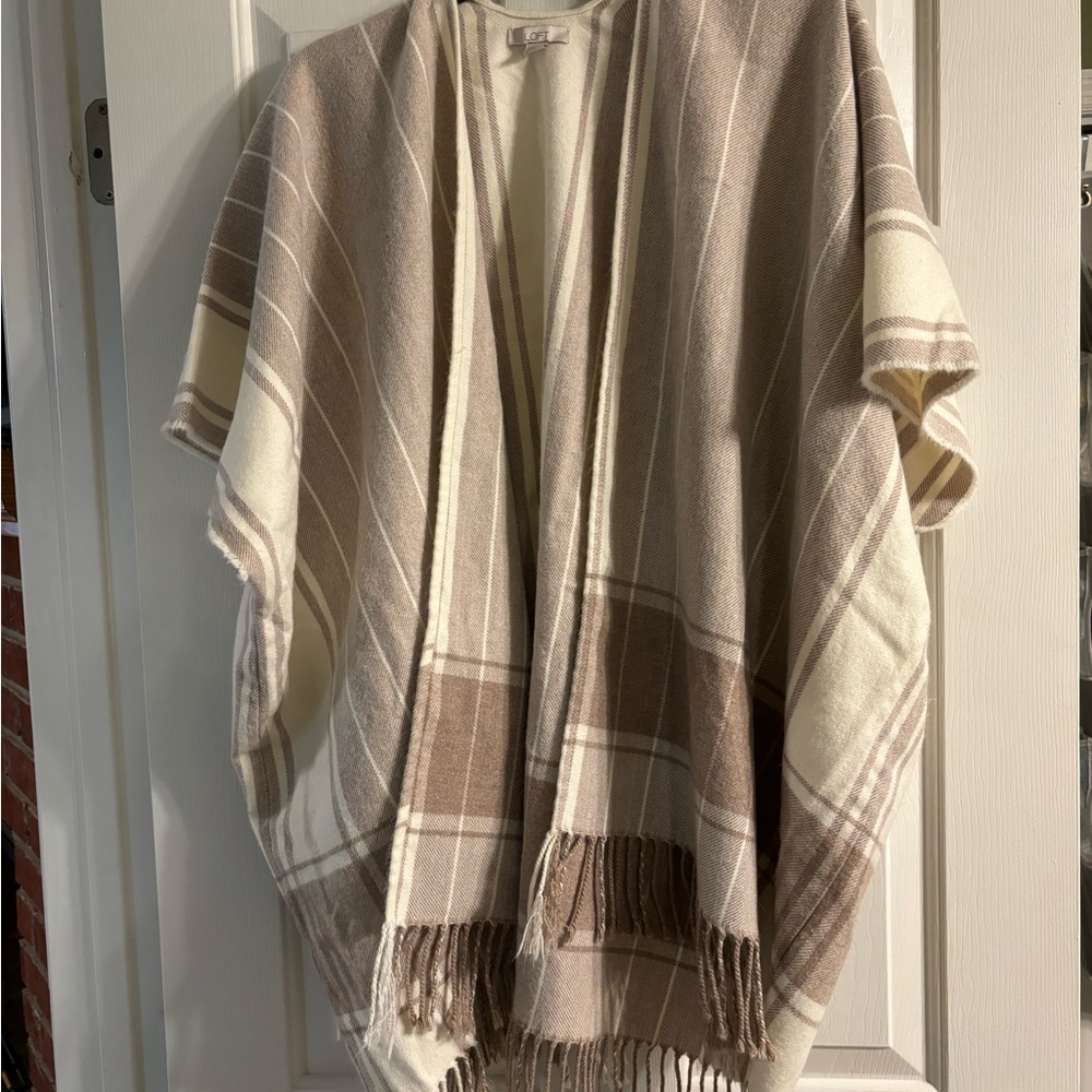 Perfect Fall and Winter Layering Piece - XS/S Plaid Beige and Cream Poncho